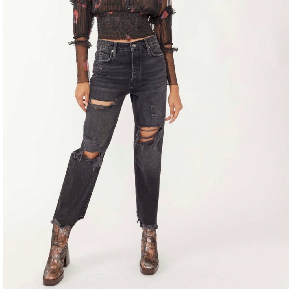 Free People Women’s  Distressed Black Jeans